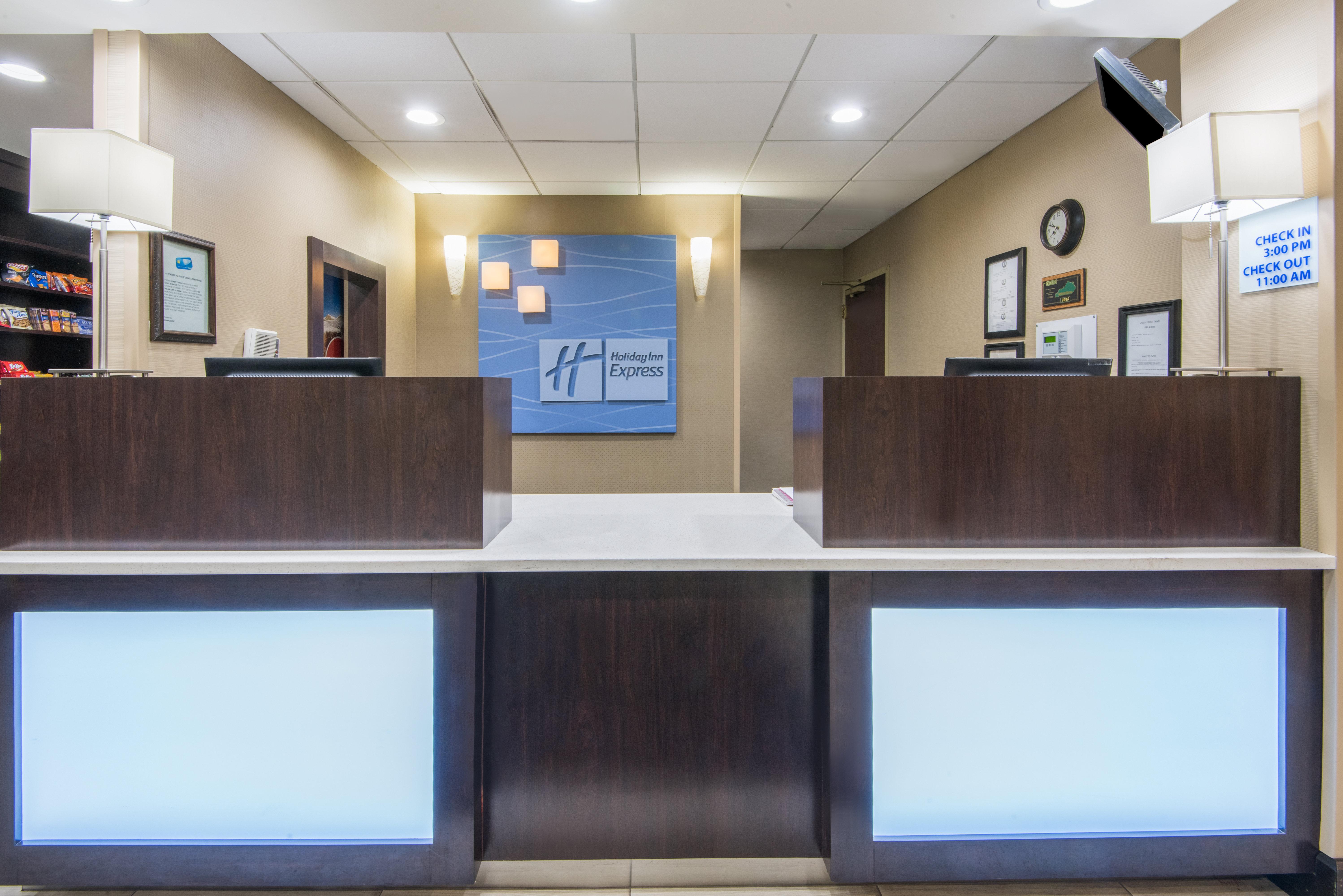 Holiday Inn Express Hotel & Suites Ashland By Ihg Exterior foto