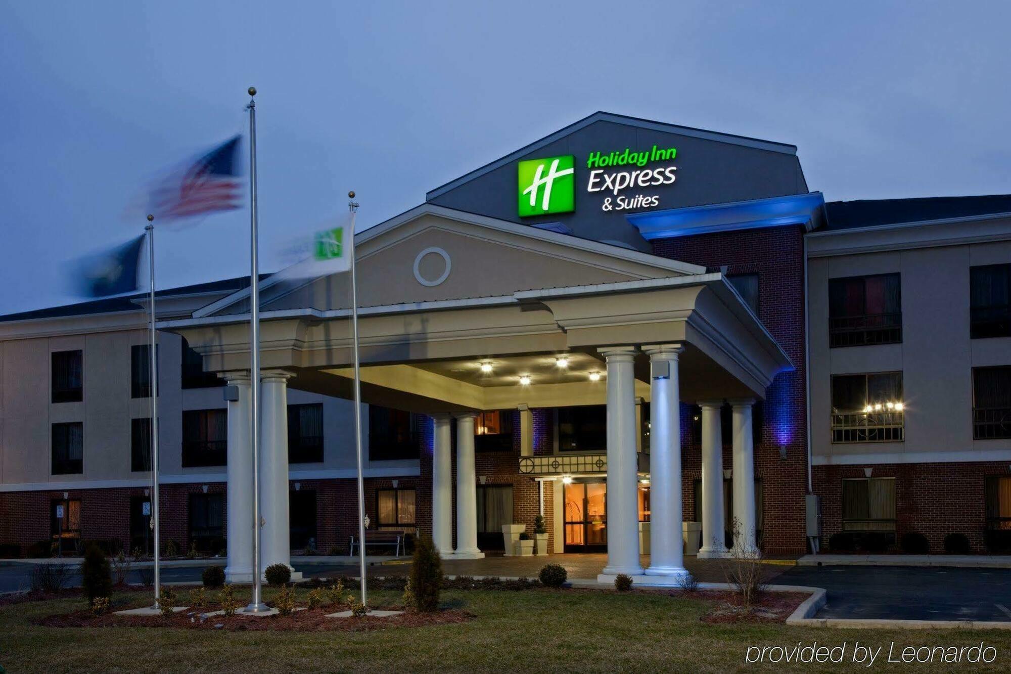 Holiday Inn Express Hotel & Suites Ashland By Ihg Exterior foto